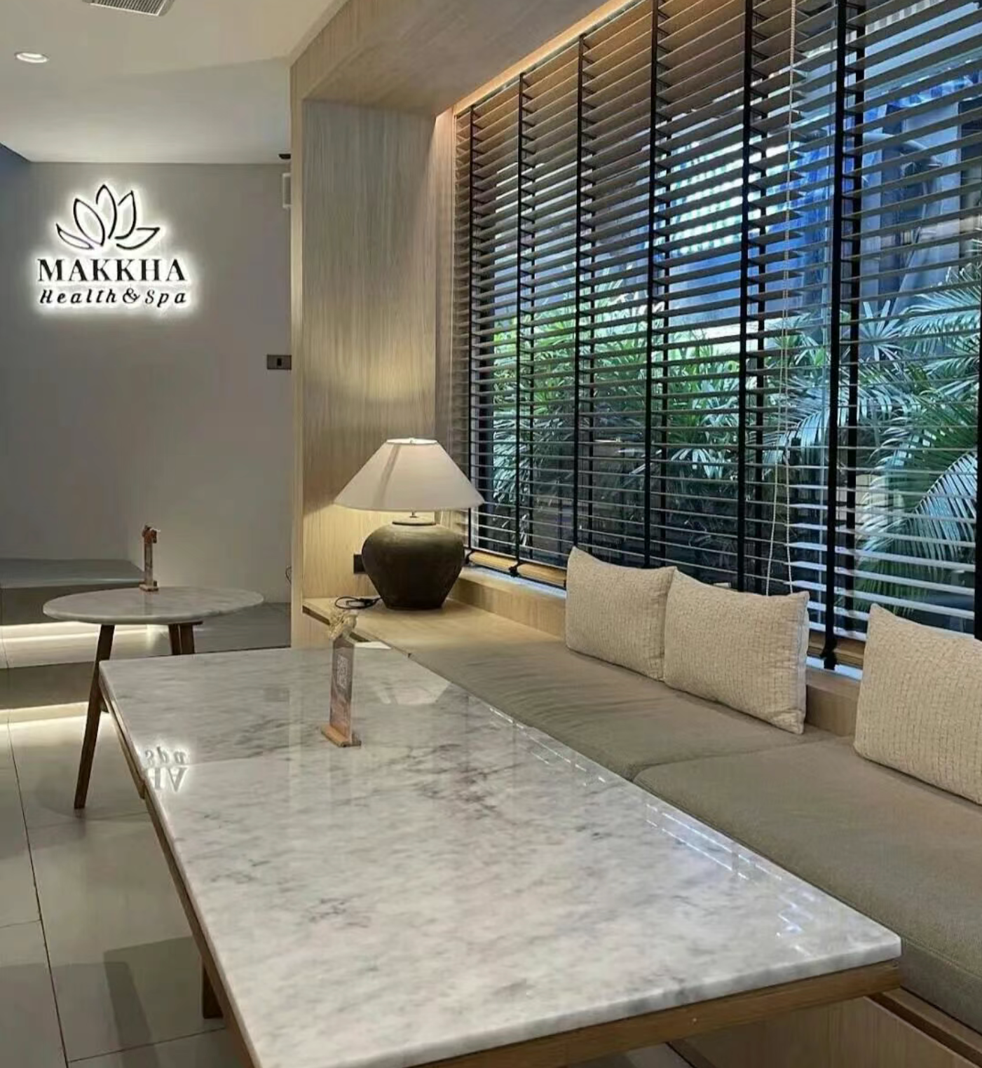 Asok站步行可达按摩店！Makkha Health & Spa 