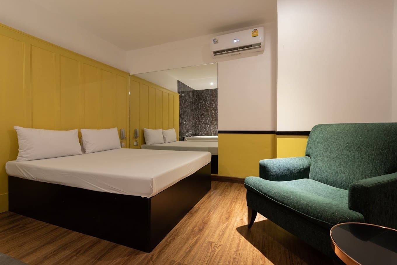 曼谷凯伦斯泰浴(Colonze Rama9 Soapy Massage & Hotel)